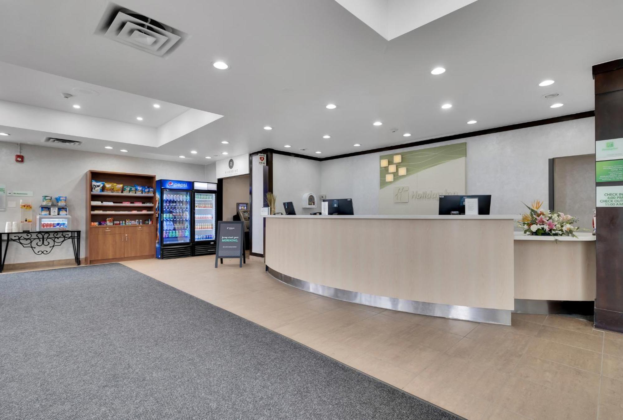 Holiday Inn Hotel Peterborough Waterfront By Ihg Esterno foto
