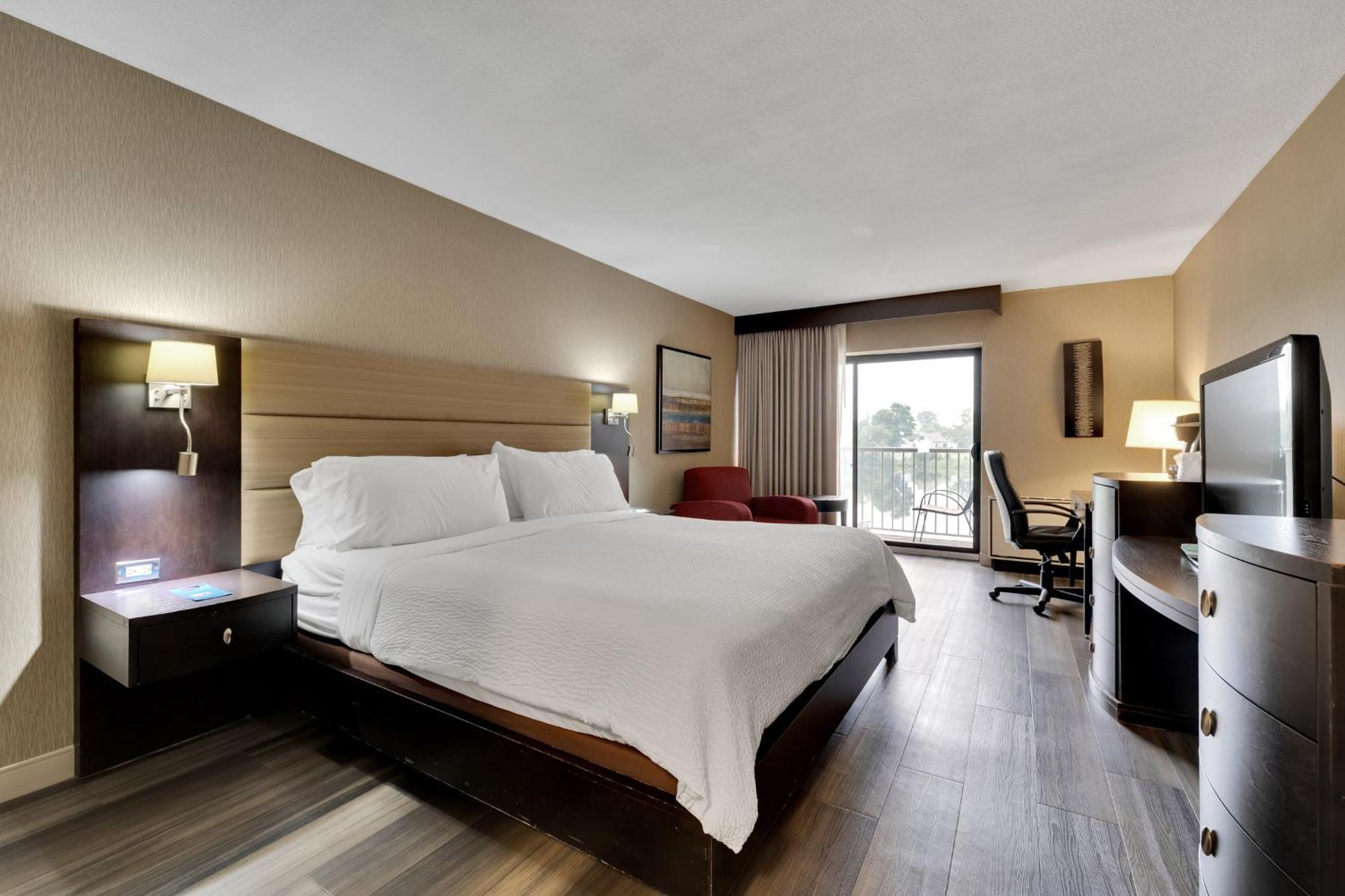 Holiday Inn Hotel Peterborough Waterfront By Ihg Esterno foto