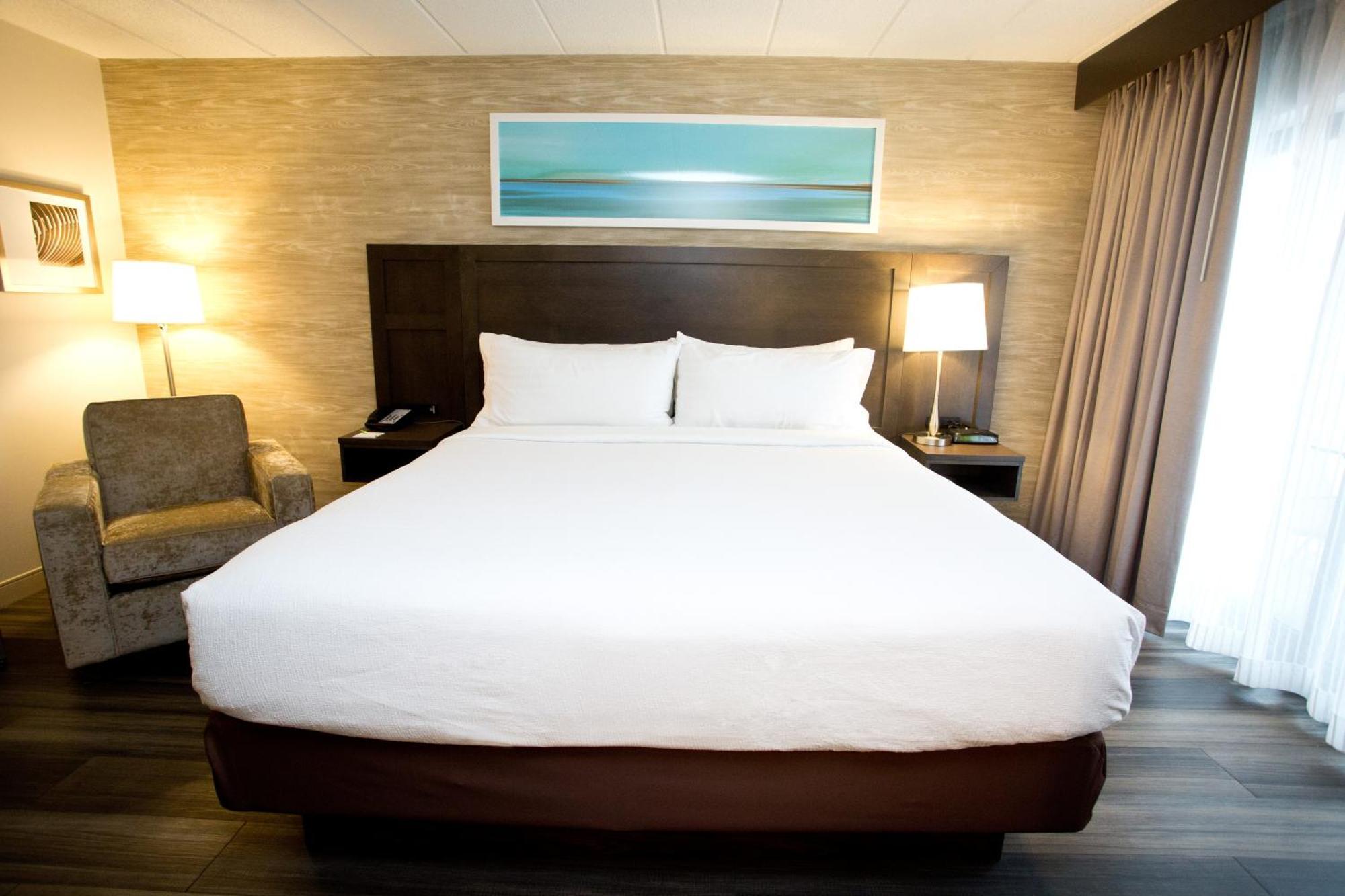 Holiday Inn Hotel Peterborough Waterfront By Ihg Esterno foto